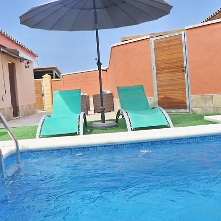 Sultan Con Piscina Alpesi faház Conil de la Frontera